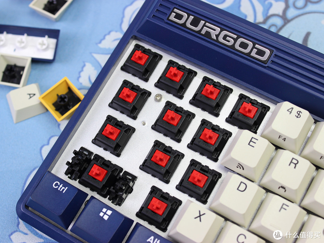 离经叛道还是厚积薄发，杜伽Fusion三模机械键盘开箱