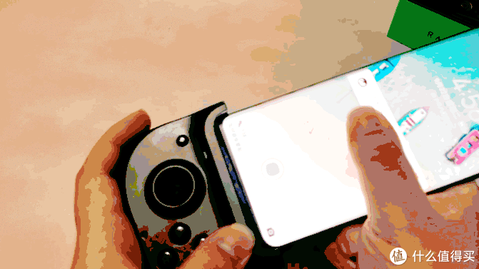 雷蛇骑仕安卓手机游戏手柄体验：手机游戏机的无缝切换
