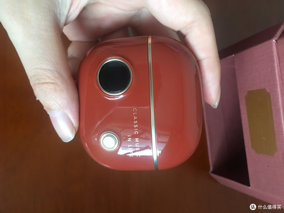 总体来说,漫步者to-u2真无线蓝牙耳机冇心版颜值较高,包装和外观有品