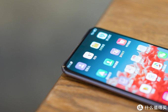 「全球首款」屏下摄像中兴天机Axon 20 5G,到底值得购买吗?