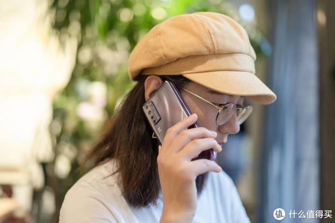 「全球首款」屏下摄像中兴天机Axon 20 5G,到底值得购买吗?