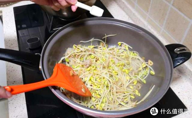 豆芽搭配“它”，刮油又去脂，体重蹭蹭的往下降