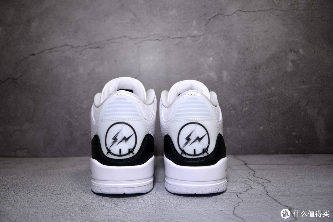 盖中盖章，Fragment Design x Air Jordan 3藤原浩 闪电联名开箱