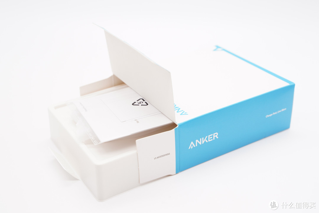 拆解报告：ANKER安克 65W USB PD快充充电器A2718