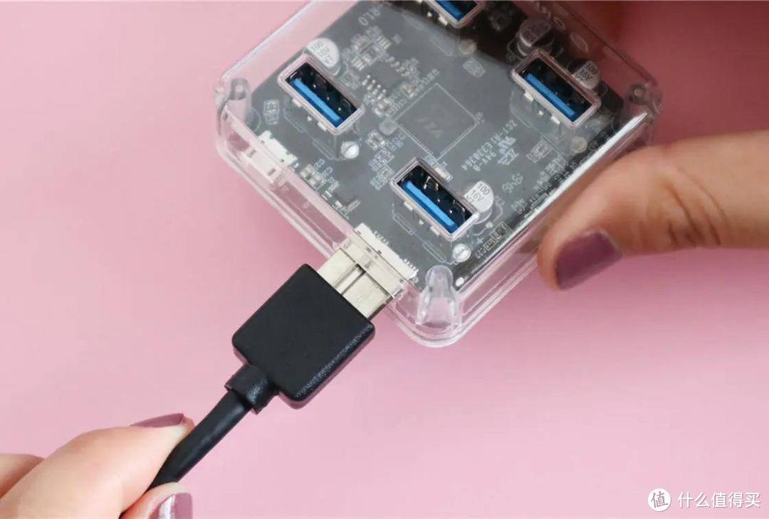 Orico 4口USB3.0分线器开箱：小巧不占地儿，科技感满满！