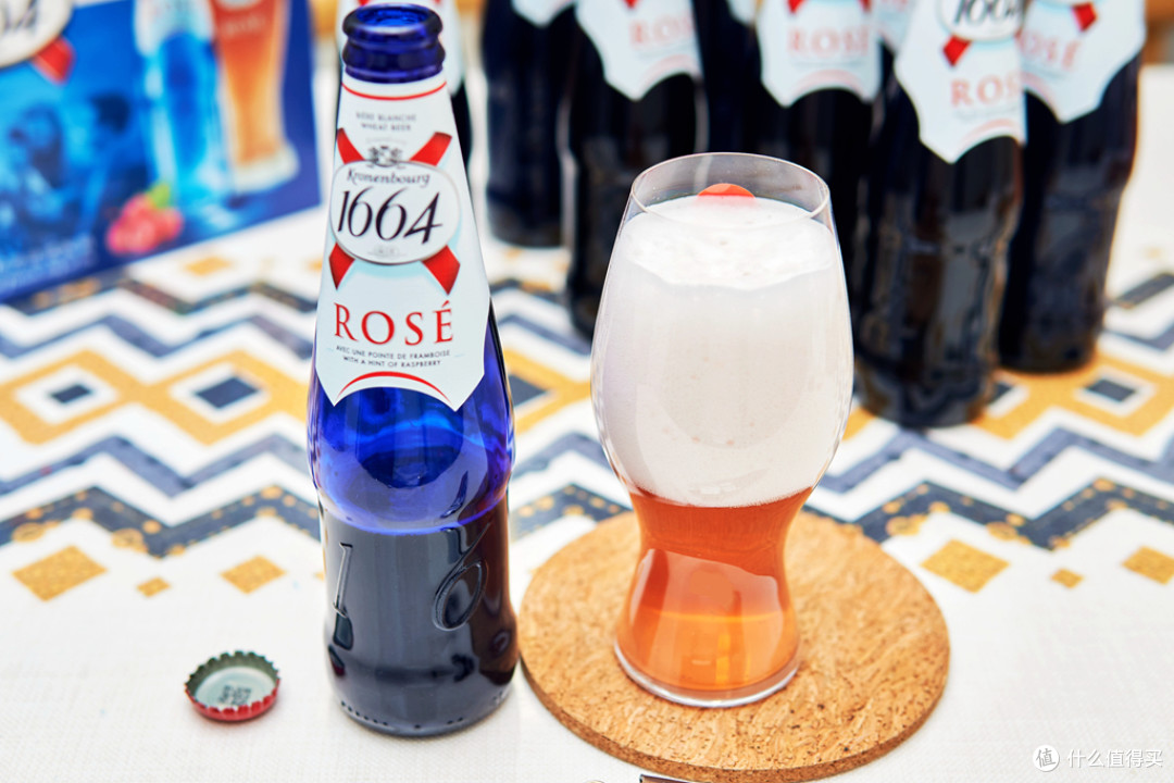 清爽果香易入口小姐姐们都爱喝1664桃红啤酒体验