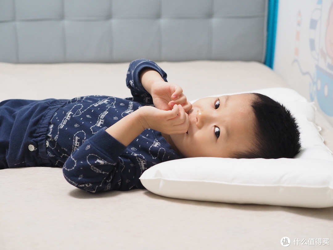 儿童枕越贵越好吗？四款枕头评测见分晓！