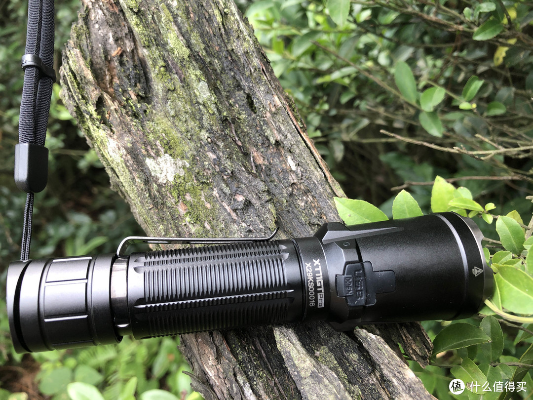 口袋里的秘密武器——凯瑞兹XT11GT Pro战术强光手电体验测评