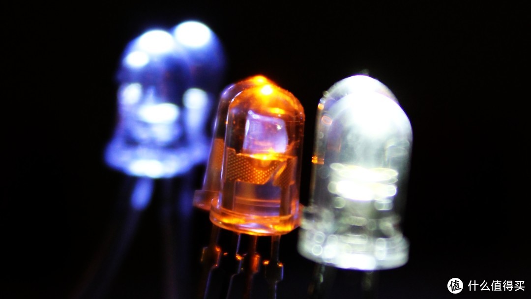LED的灯珠，也就是光源