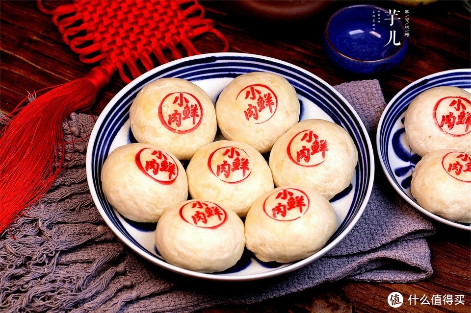 中秋节这月饼不能少！酥香美味咸鲜香甜，出炉被抢光，家人吃不够