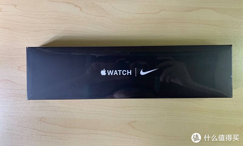 Apple Watch SE Nike 深空灰 44mm（附开箱与对比）