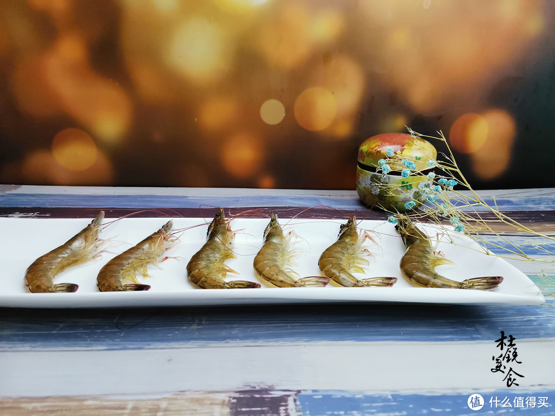 蒜蓉开背虾地道做法，这样处理大虾，不回缩不变形，家宴压轴菜