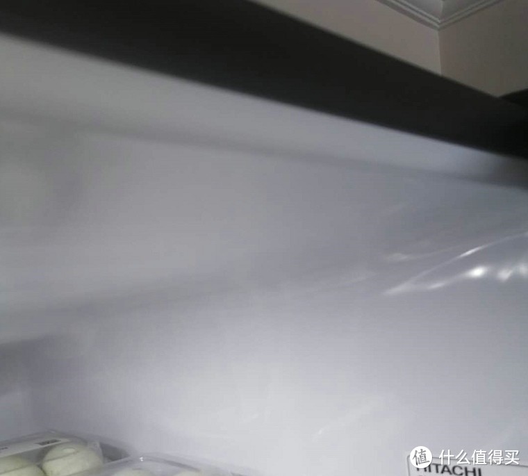 芭比金钢：小户型家庭的囤货选择“日立真空冰箱”