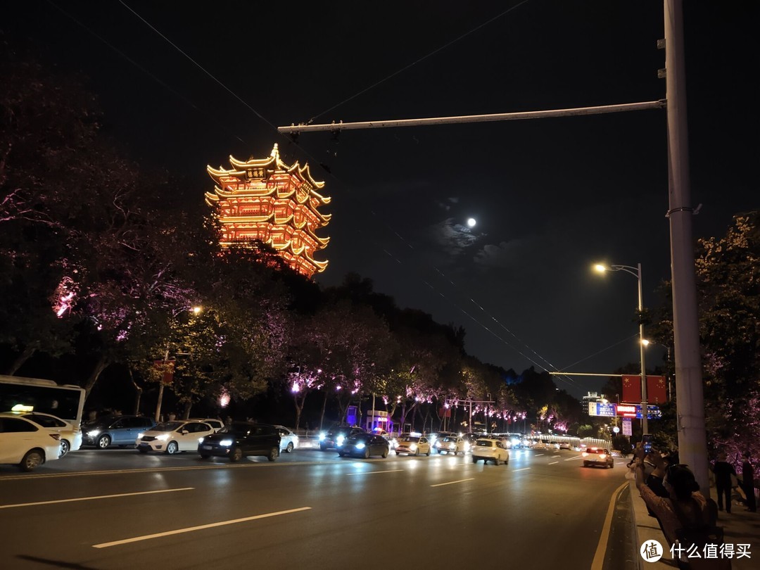 国庆街道看一看，还是夜景最好看