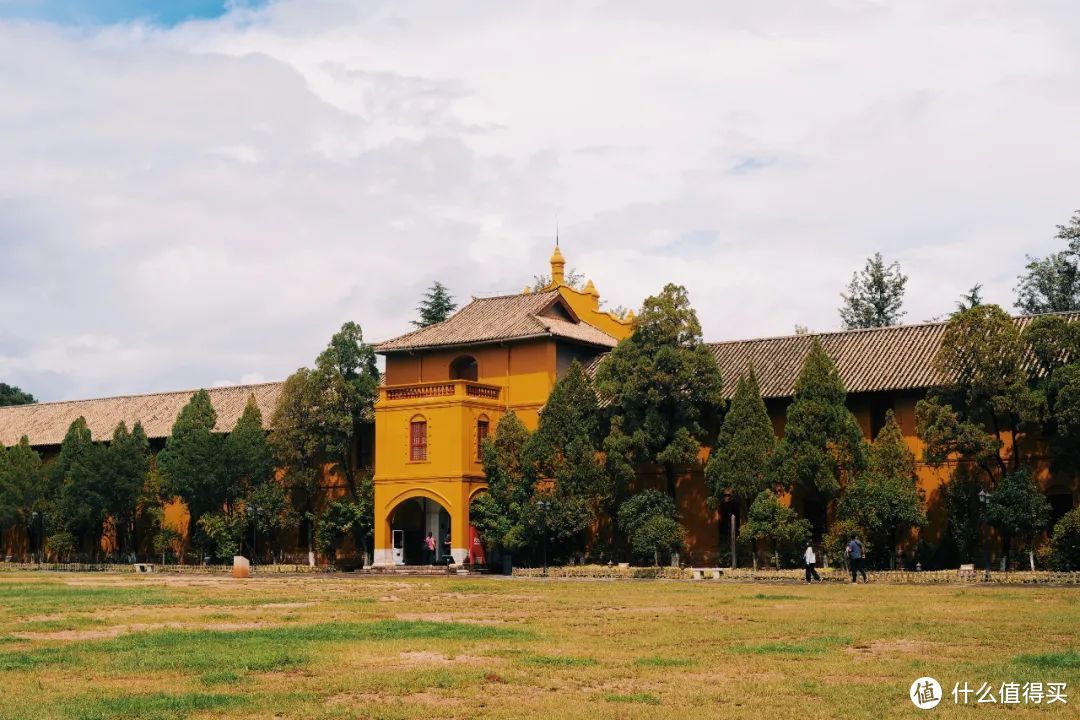 昆明这家情调复古的国宾馆，能让你住进风景里