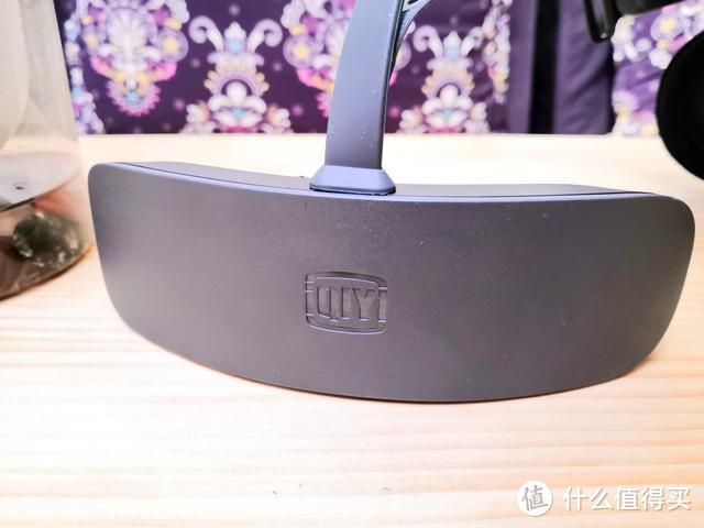 爱奇艺奇遇2S VR 4K一体机，带你领略身临其境的观影体验