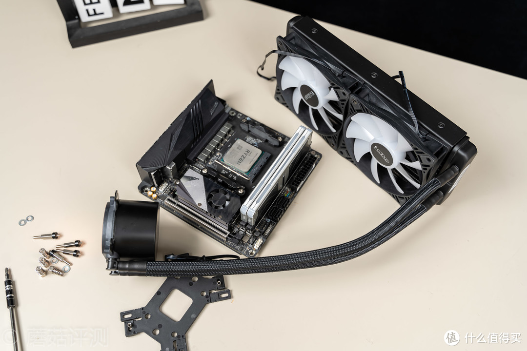 轻松压制体质小优的3600、超频三（PCCOOLER）巨浪240水冷散热器 评测