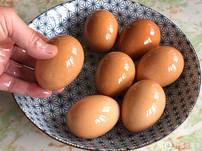 吃不完的鸡蛋不用放冰箱了，学会这个土方法，放很久都新鲜