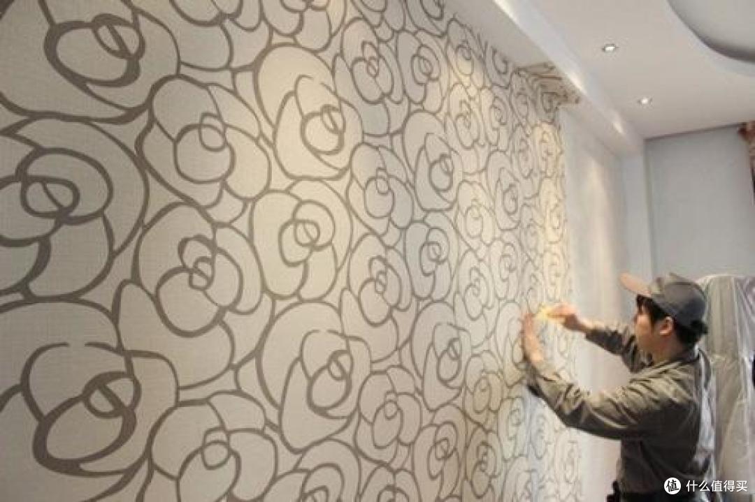 家中万万不要贴墙纸了 难怪身体越住越差 聪明人用这种材料替代 家居家装 什么值得买