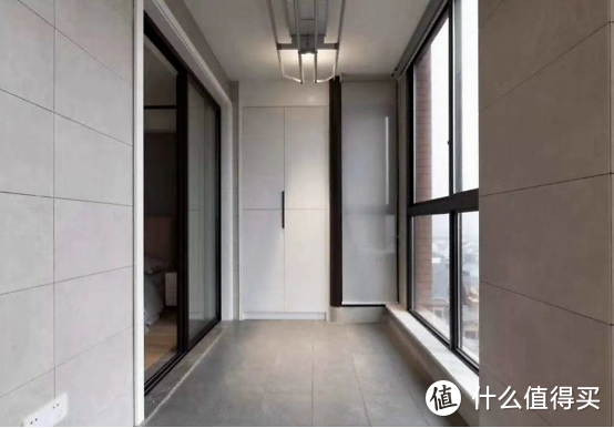 长沙圣博盾：卧室带阳台的4种装法，高采光、高实用更高颜值