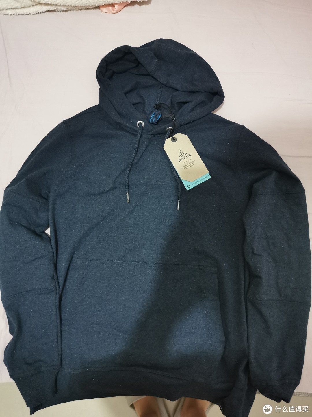 prAna sector hoodie 带帽卫衣分享：平平无奇中隐藏细节