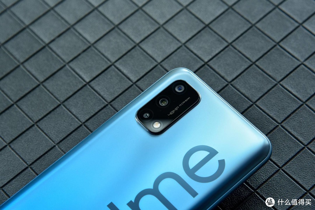 realme真我Q2，近乎满分的千元5G“真香机”，双11会卖疯吗？