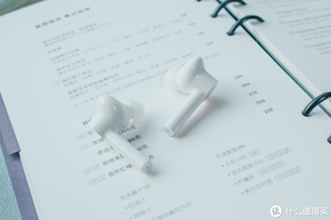 一加也来300的TWS耳机?防水的Buds Z评测