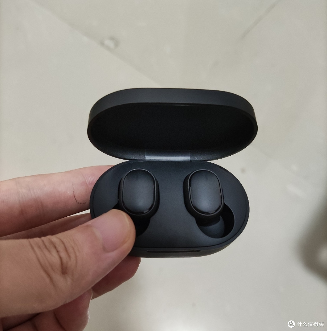 红米airdots初体验79元价位它是个值得考虑的选择