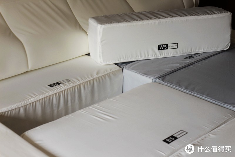 全面颠覆传统床垫 模块化自主调配 喜临门定制组合魔方垫