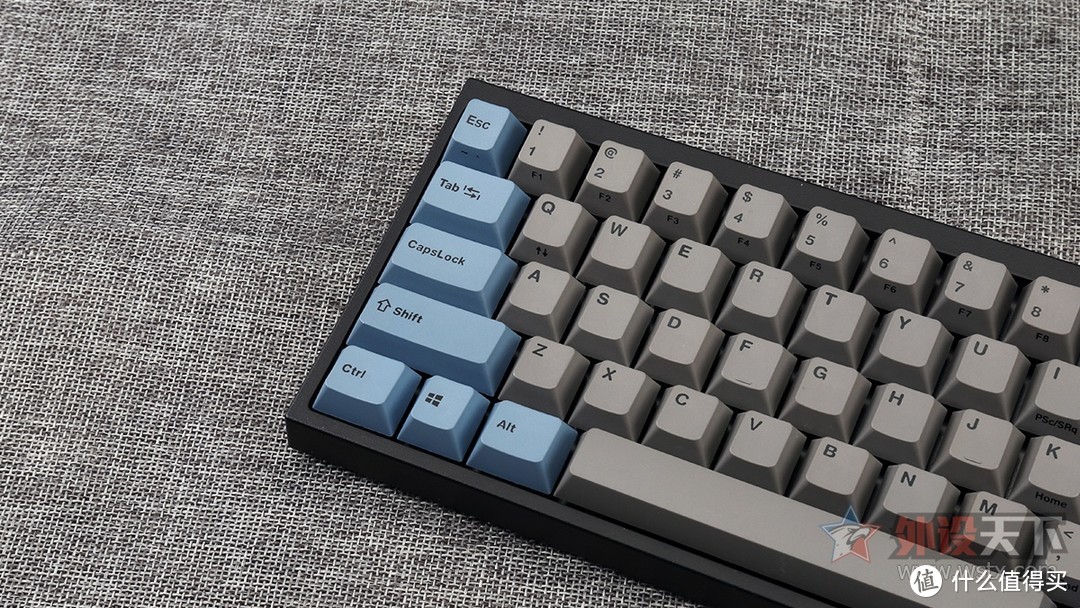 Leopold FC660M BT机械键盘评测：便携易用