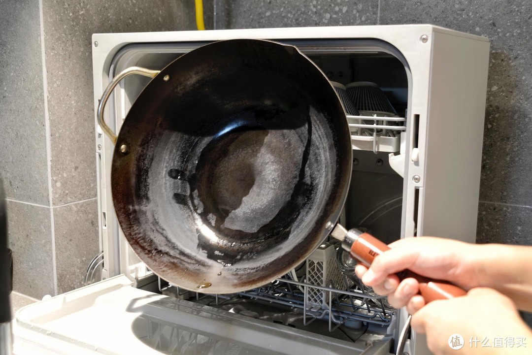结果出人意料！实测告诉你：为什么洗碗机要选大的买？