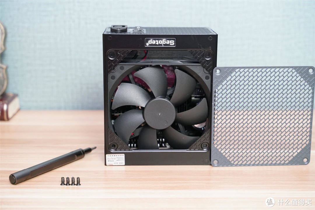 鑫谷昆仑750w金牌高端全模组电源评测