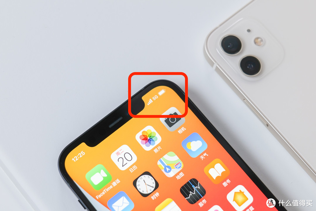 苹果没告诉你的iPhone 12细节，小小值在苹果公司找出来了【首发上手】