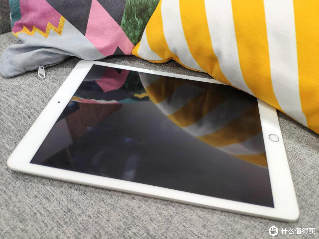 灵活实用，兼顾工作与娱乐，Apple iPad令人爱不释手