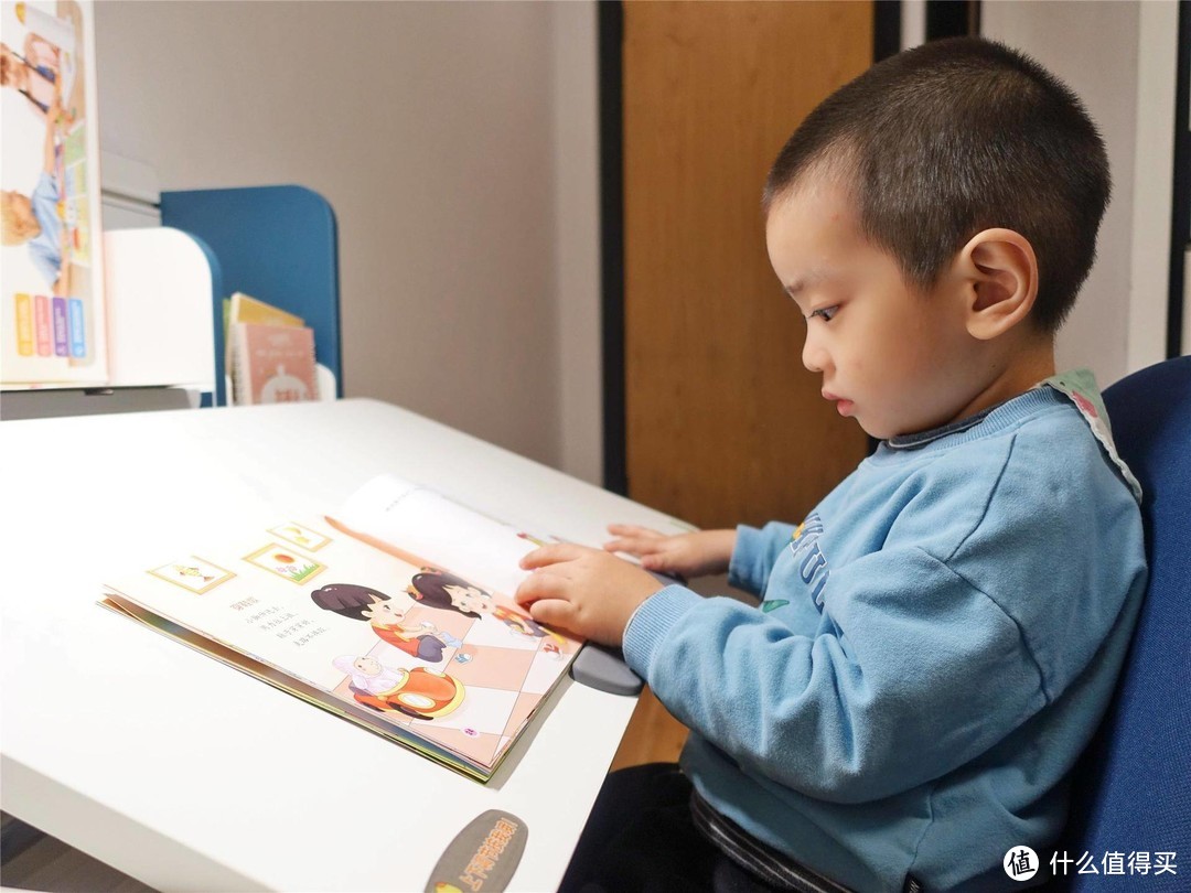 孩子学习，有护童陪伴更安心，护童DH双升降学习桌椅使用体验