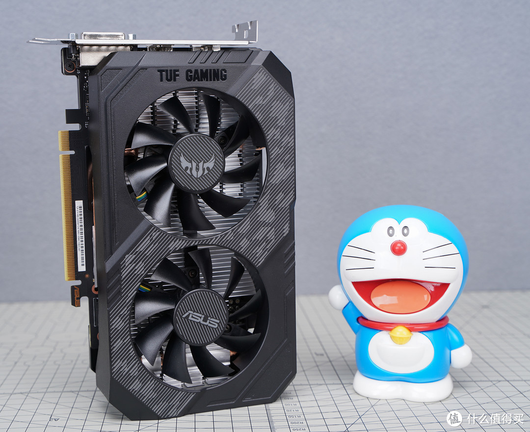 用着它等新甜点 TUF GTX1650-P显卡开箱