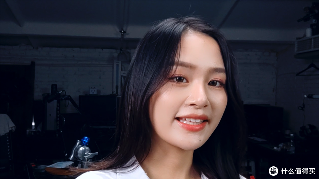 掌握自然光与人造光的秘密，手机拍摄VLOG高阶玩法_闪光灯_什么值得买