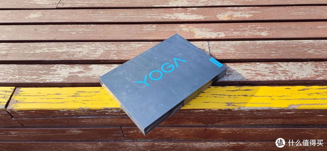 或许是国内第一个？简单开箱 YOGA Pro 13s Carbon