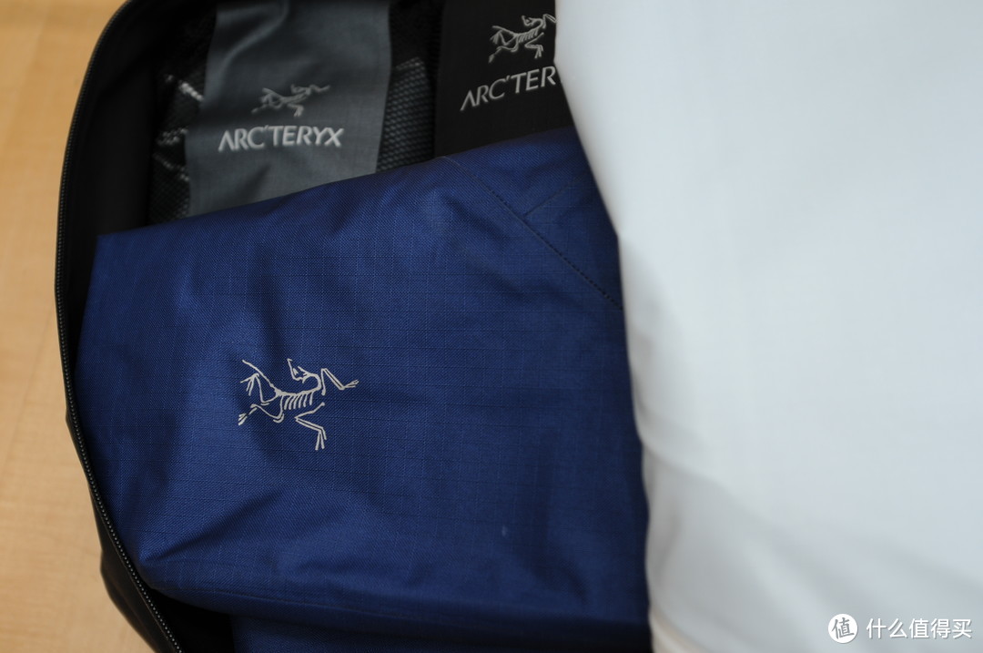 除了颜值还有啥？Arc'teryx Rolling Duffel V80