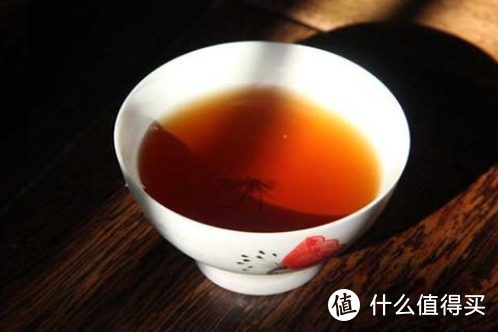 喝普洱茶有什么好处？带你了解普洱茶的功效与作用