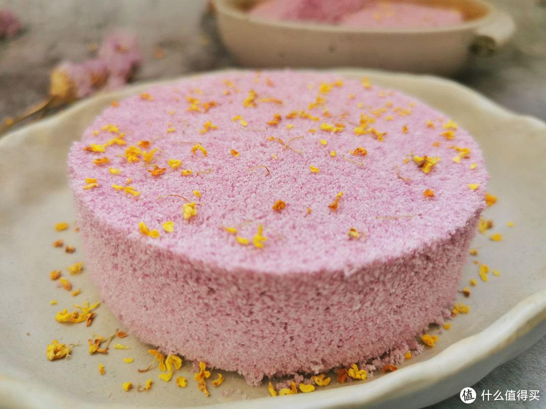 重阳节记得吃重阳糕，1碗米粉1个紫薯，简单4步就能做，软糯香甜