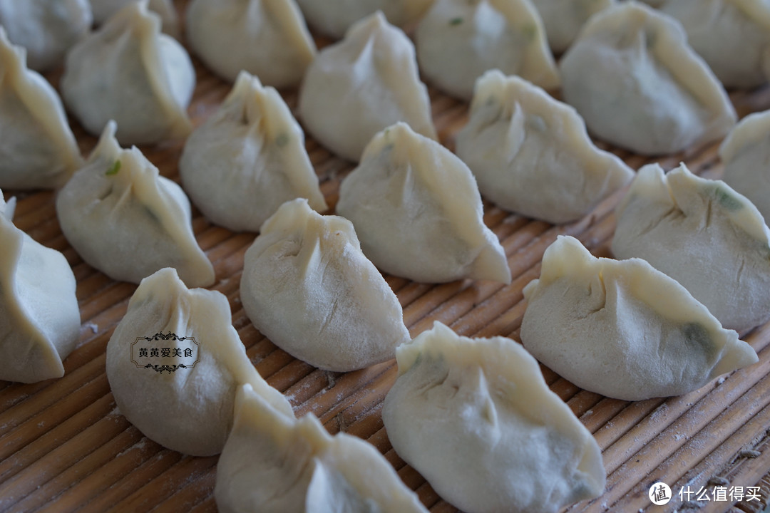 重阳佳节，给父母包上一锅饺子，皮薄大馅味道鲜，老妈爱吃