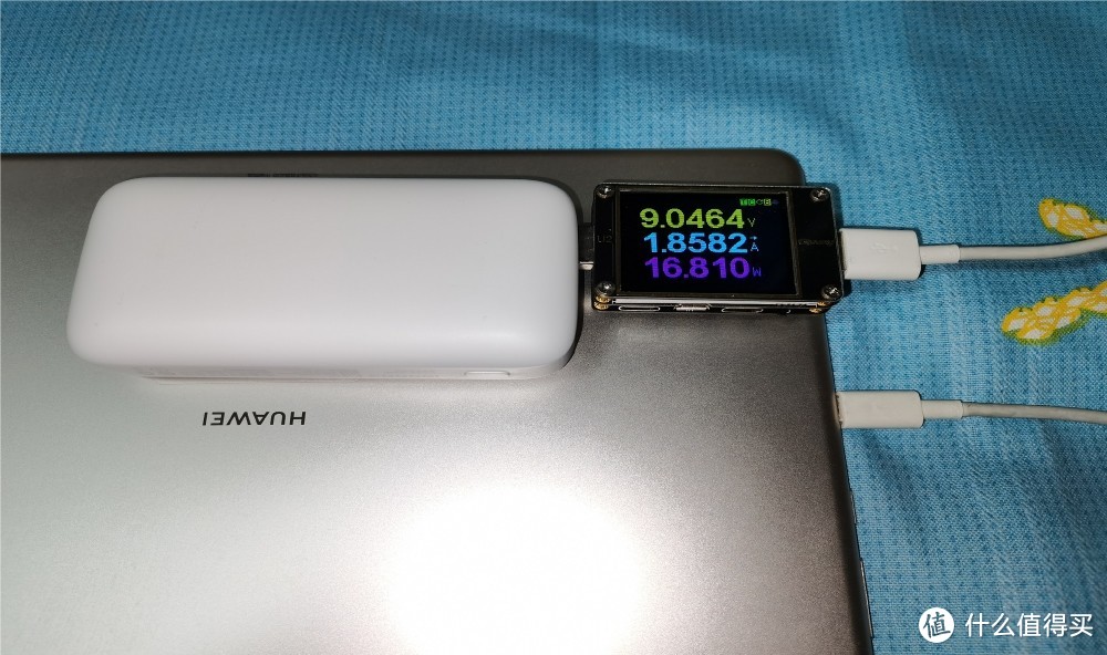 小巧、便捷双向18W快充-爱国者X10P移动电源10000mAh