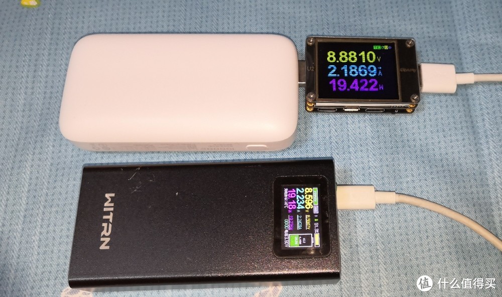 小巧、便捷双向18W快充-爱国者X10P移动电源10000mAh