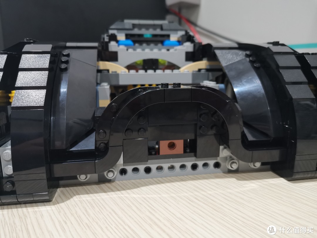 LEGO 76139 史上最帅蝙蝠侠战车 1989 Batmobile 评测 图多杀猫