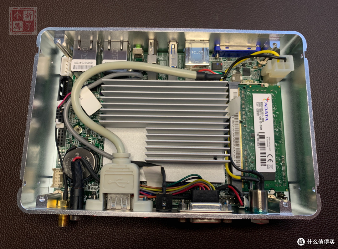 双千兆工控小主机 N2807+2G+32G 软路由 台湾产 很精致