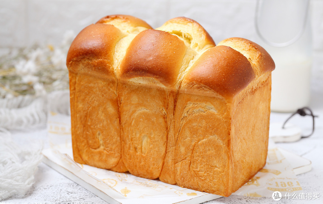 法式贵族吐司面包，像棉花一样柔软无比，细腻香甜吃起来香喷喷的