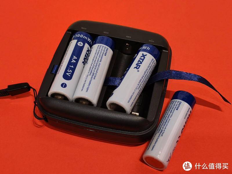 满足你的电池需求 XTAR ET4S充电套装 开箱体验