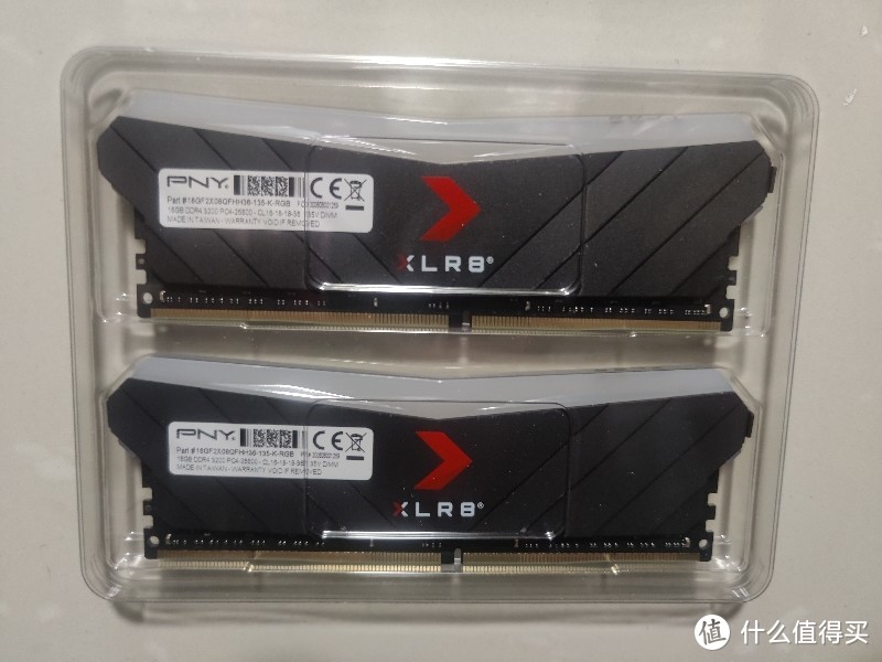 来自大洋彼岸的RGB内存——必恩威XLR8 16GB×2开箱上机