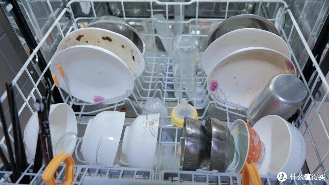 孩子炖蛋碗都能洗的家用洗碗机到底香不香！一篇告诉你！~